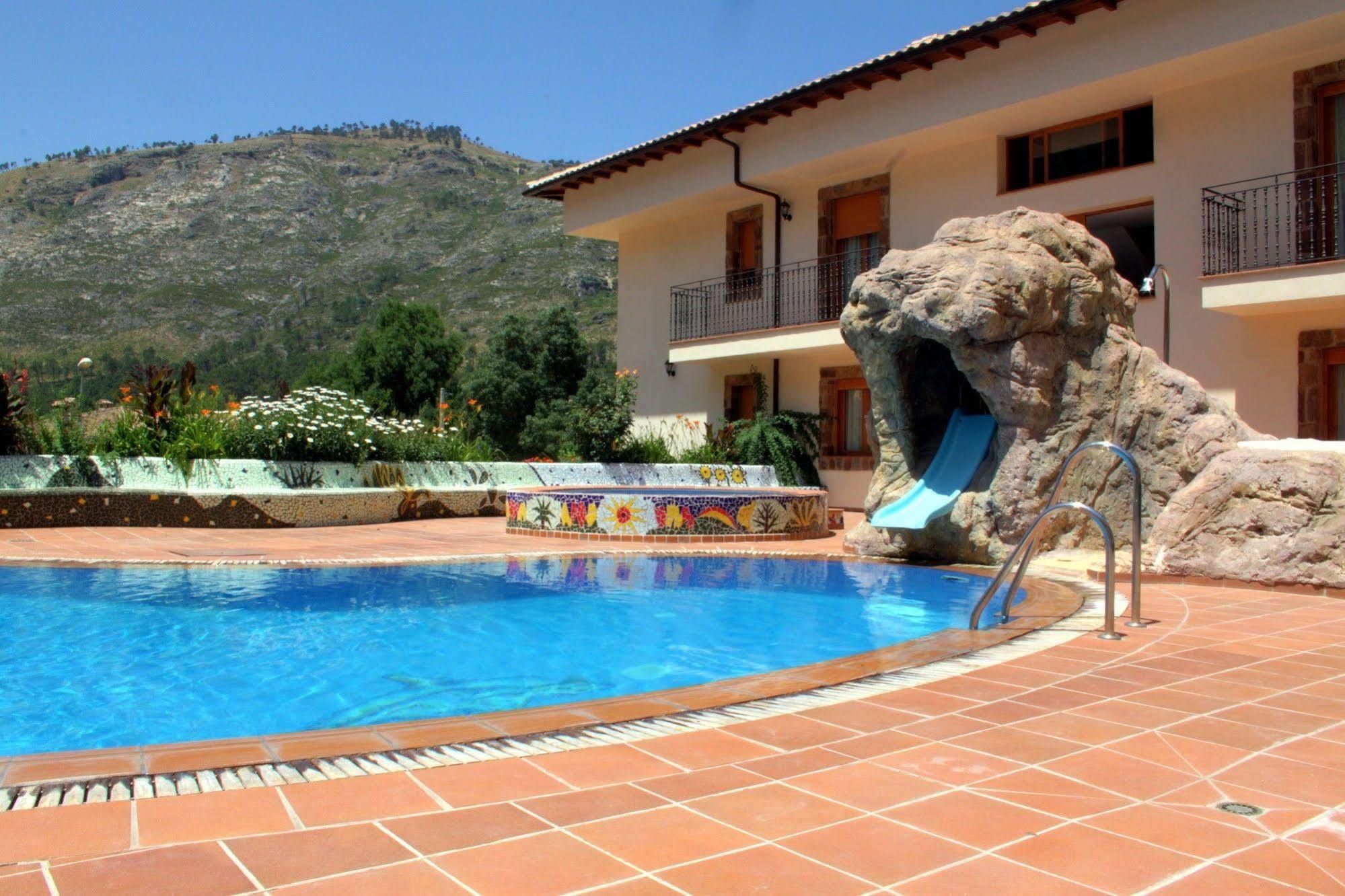Hotel Balneario Parque De Cazorla Arroyo Frio Luaran gambar